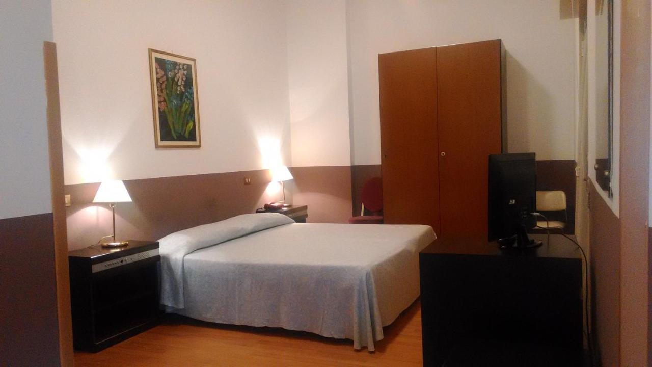 Crisol Europa Hotel Palermo Exterior photo